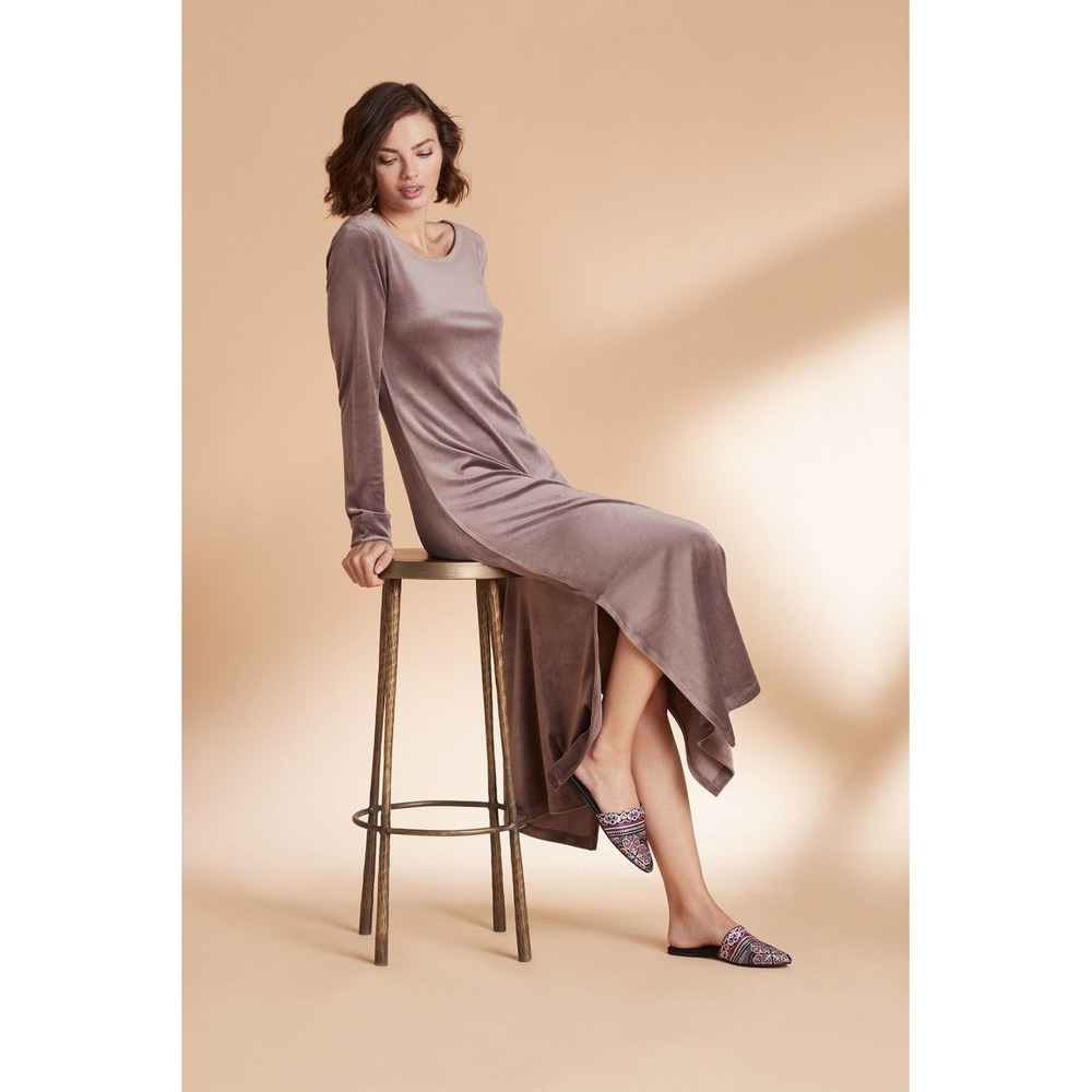 Natori Natalie Velvet Lounger‎ Medium $170 Long Sleeve Maxi Dress Gown Taupe - Picture 2 of 10